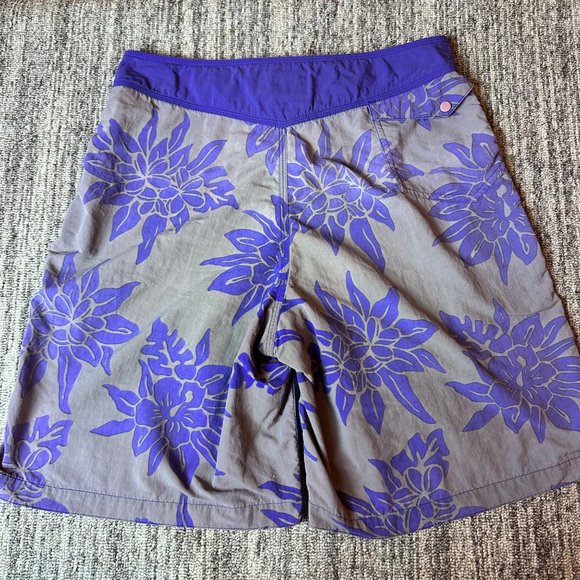 Pataloha Patagonia Tropical Floral Blue Purple Men's Shorts Size 32 Outdoors - Picture 8 of 9